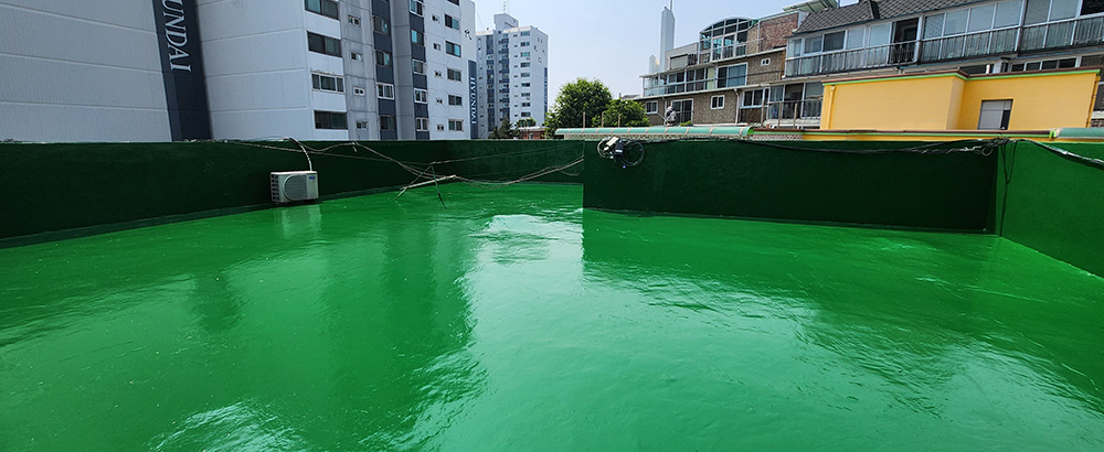 우레탄 시공이 완성된 옥상의 전경