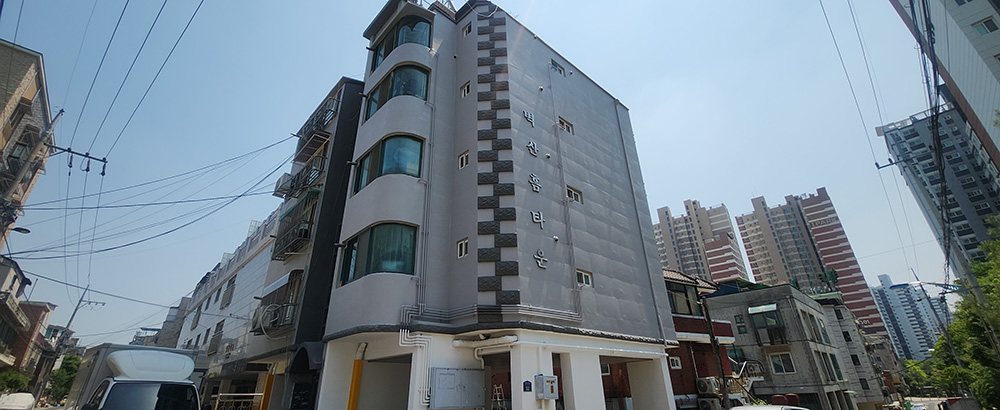 e1b36ccf3c80647e2d3843748fe378aa_1779925076_8867.jpg 부천 약대동 소재 빌라 외벽도장공사(2026,05,11)